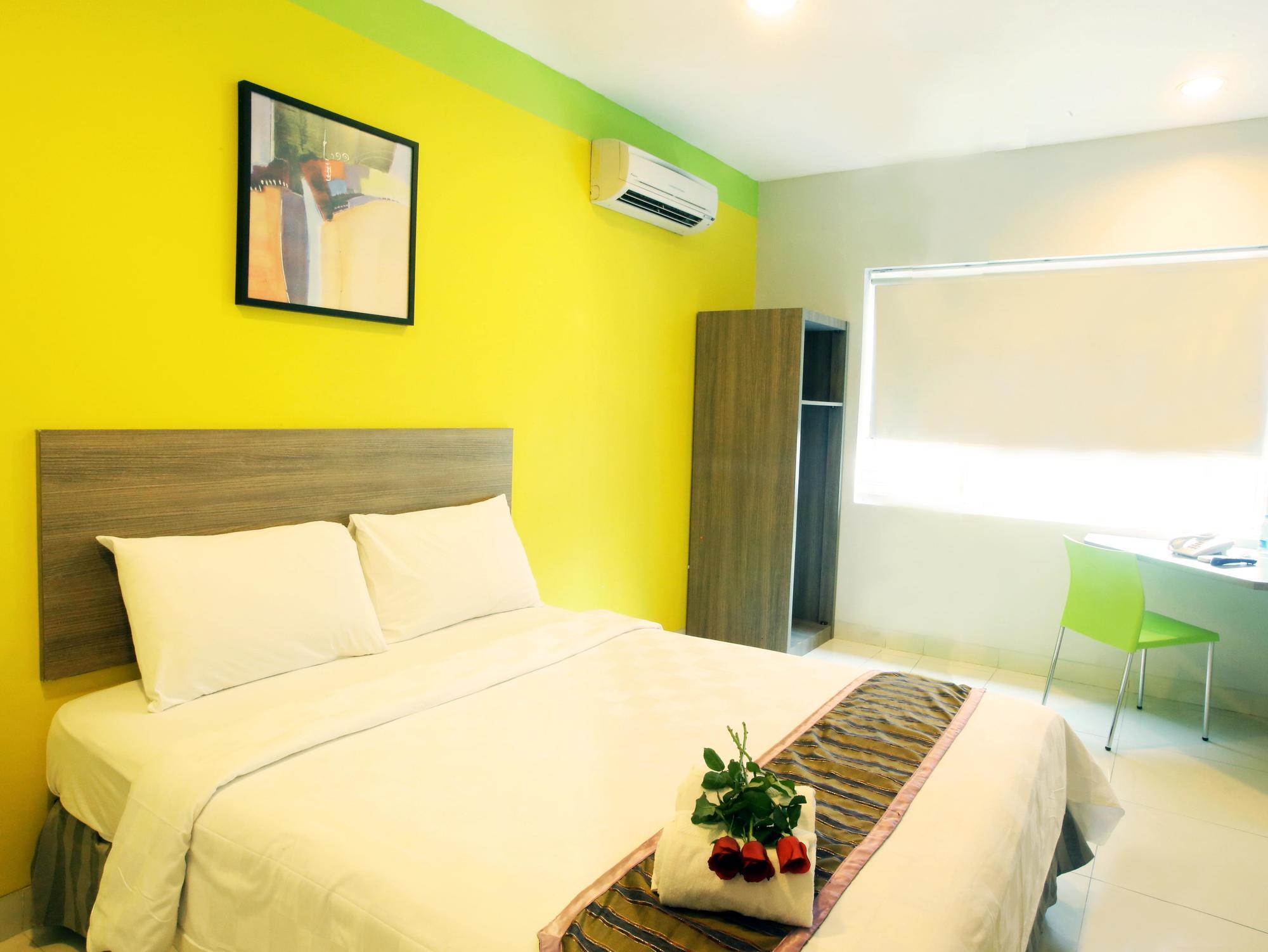 My Hotel Jakarta Exterior foto
