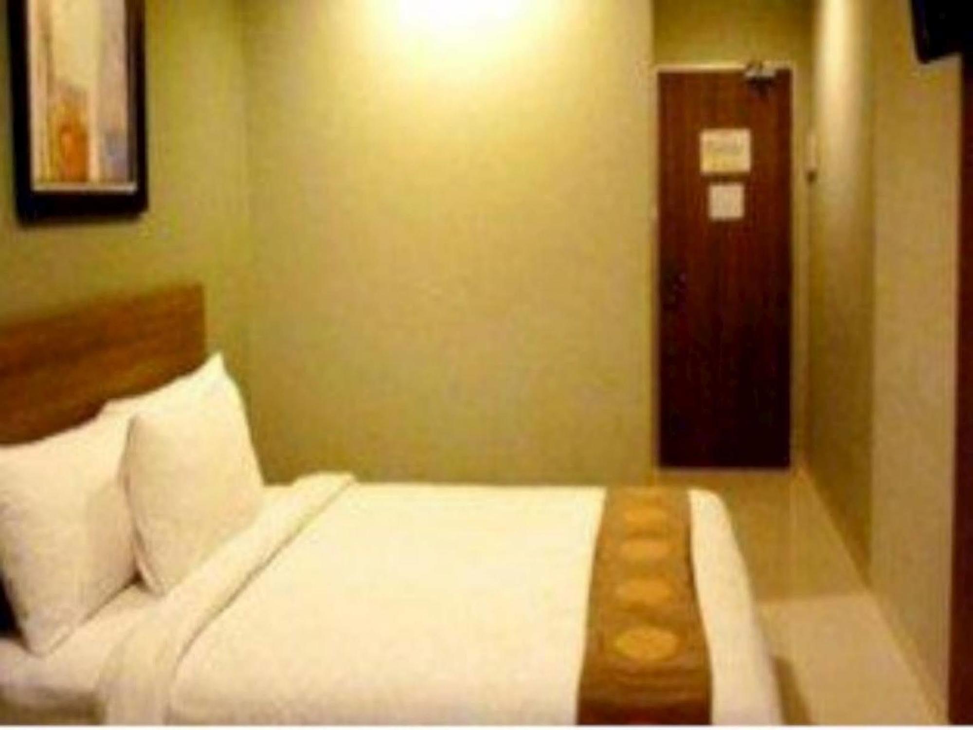 My Hotel Jakarta Exterior foto
